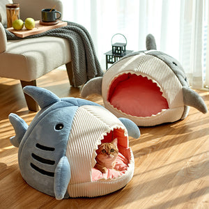 Pet Bed Soft Round Shark Semi Open