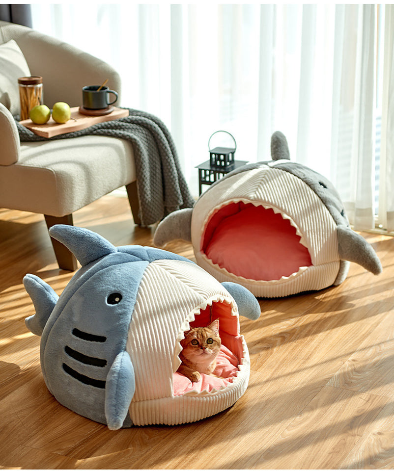 Pet Bed Soft Round Shark Semi Open